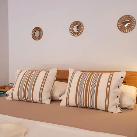 Nisha Apartment *
